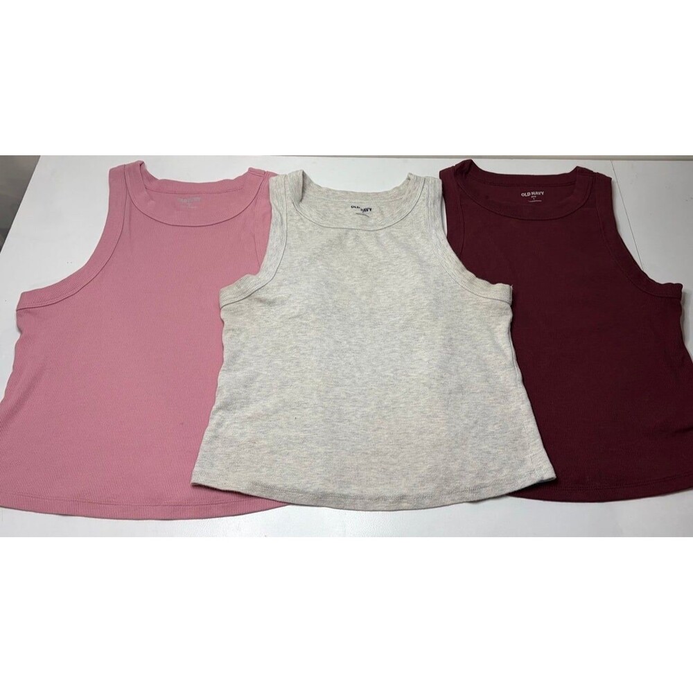 Women’s Old Navy Tank Tops (3) L